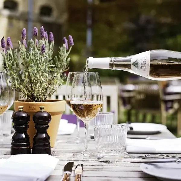 Chez Mal Brasserie and Bar — atmosphere