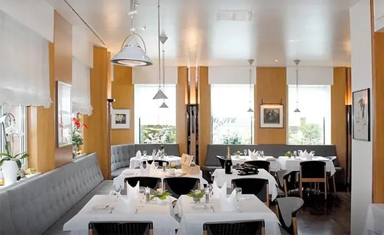 Restaurant Opatija — atmosphere
