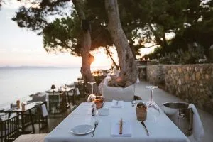 Ithaki — atmosphere