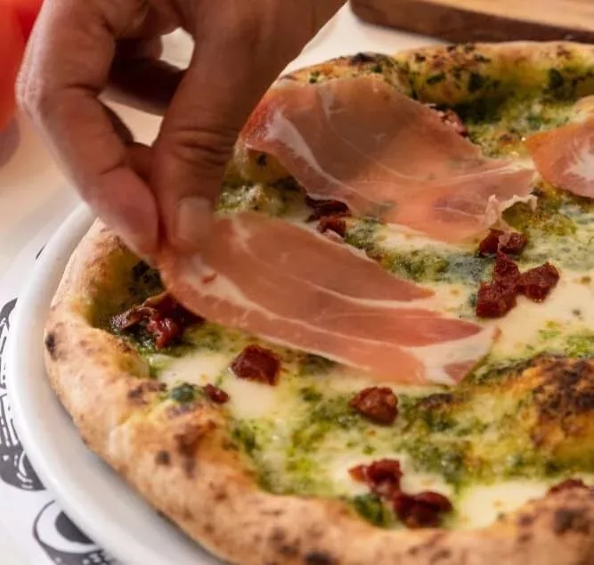 Forno d'Oro — kitchen