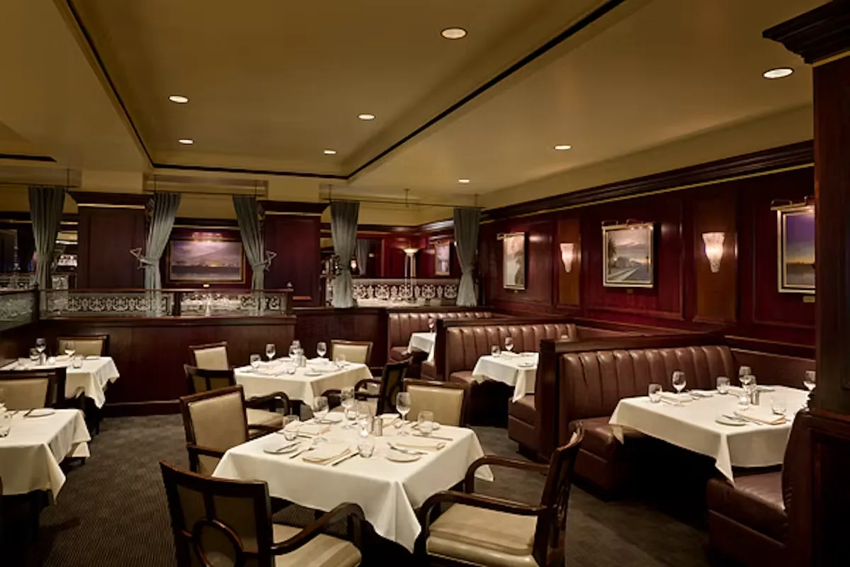 Dawson's Steakhouse — atmosphere