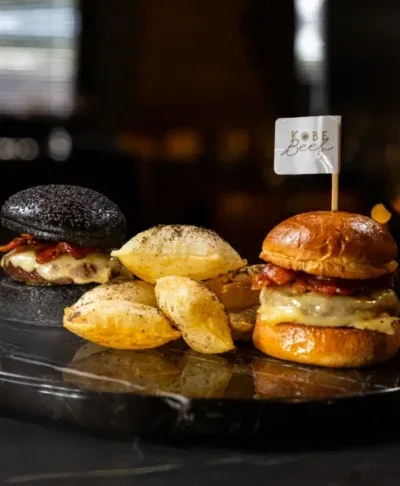 Holsteins Steakhouse — food