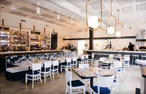 Easy Bistro — atmosphere