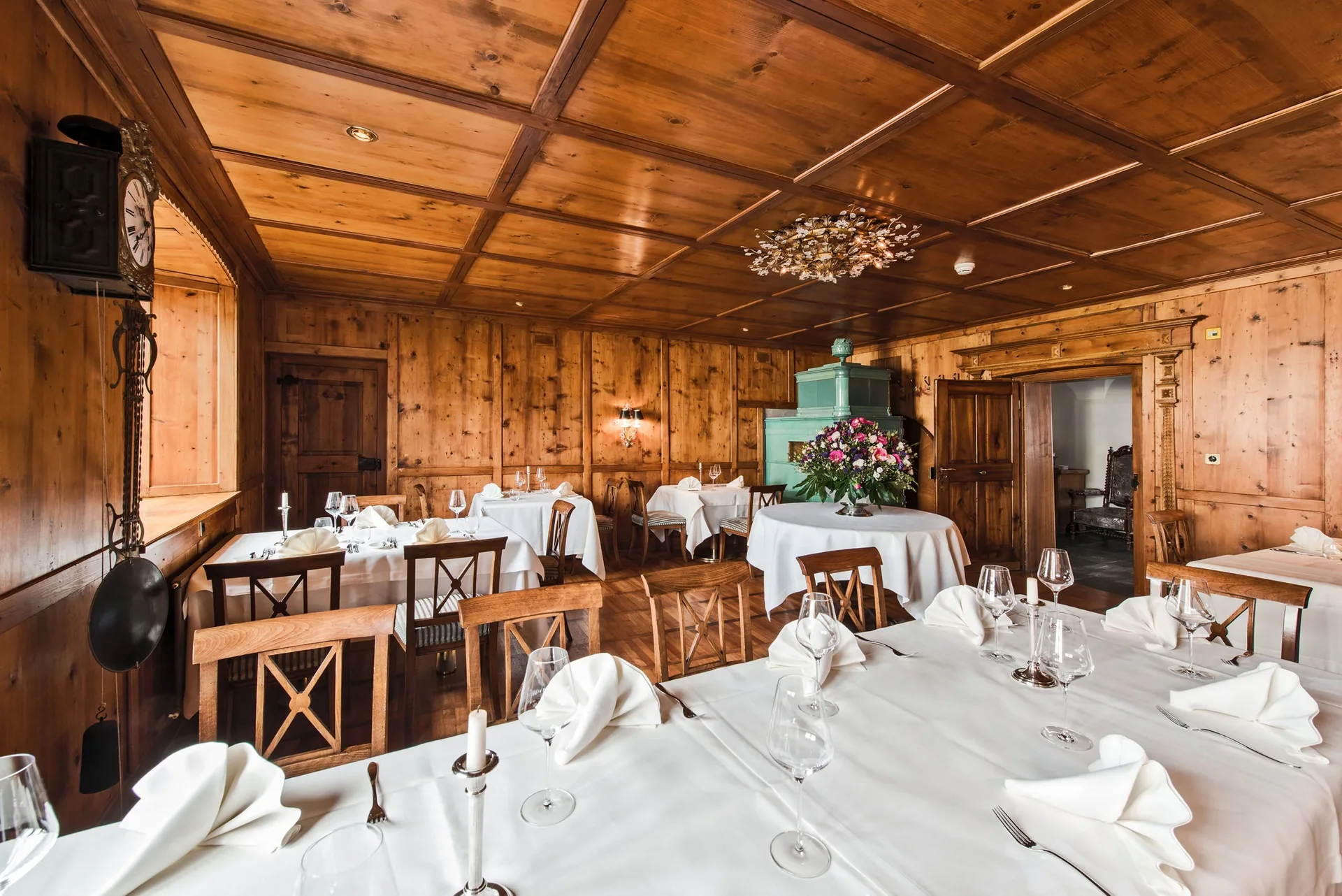 Hotel - Restaurant Weiss Kreuz — photo 35