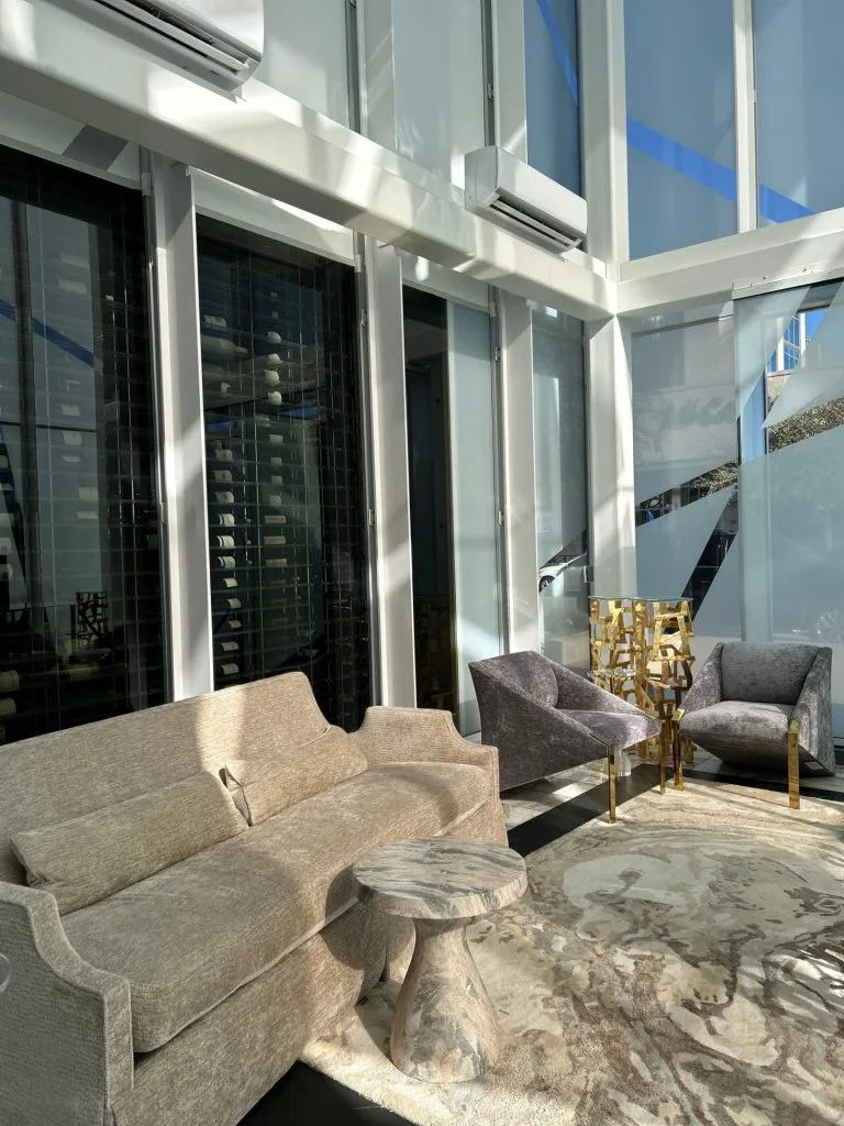 Dee Lincoln Prime — photo 19