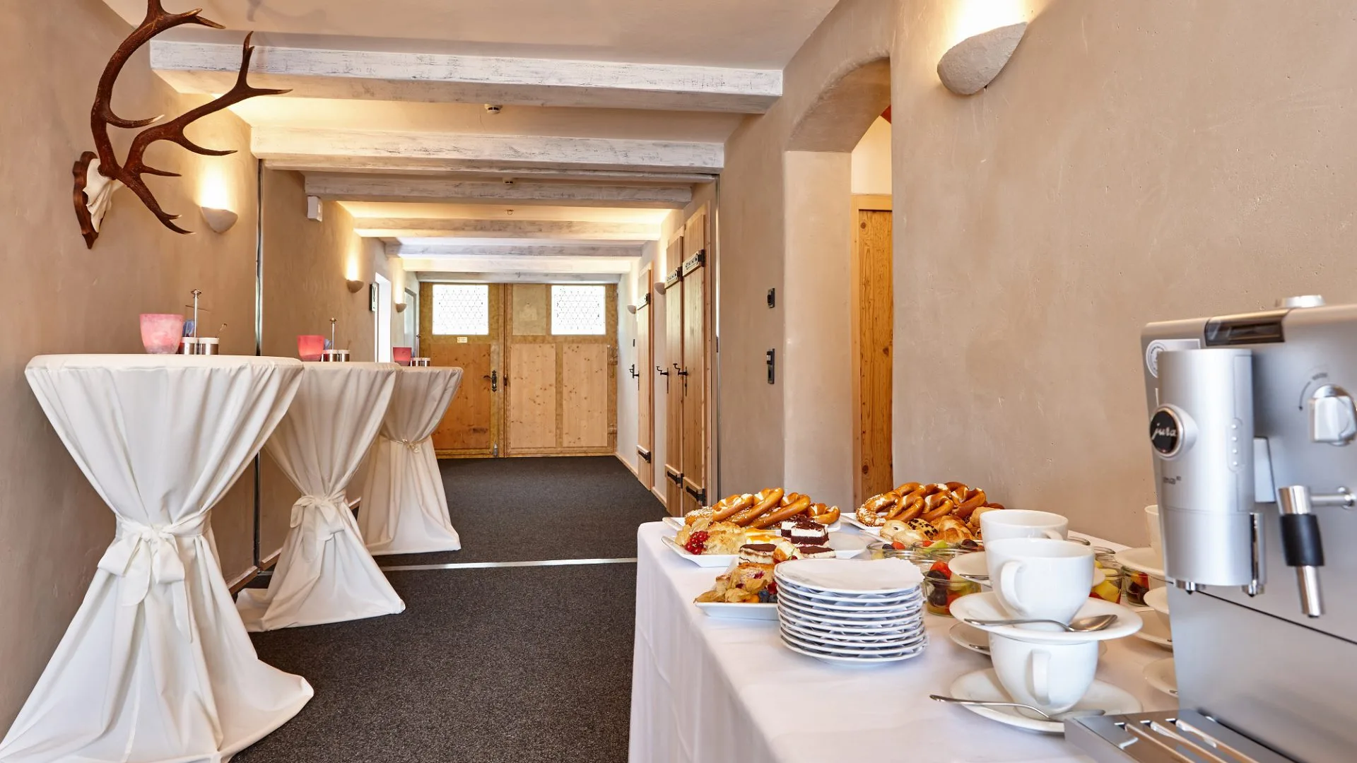 Staudachers Restaurant — photo 32