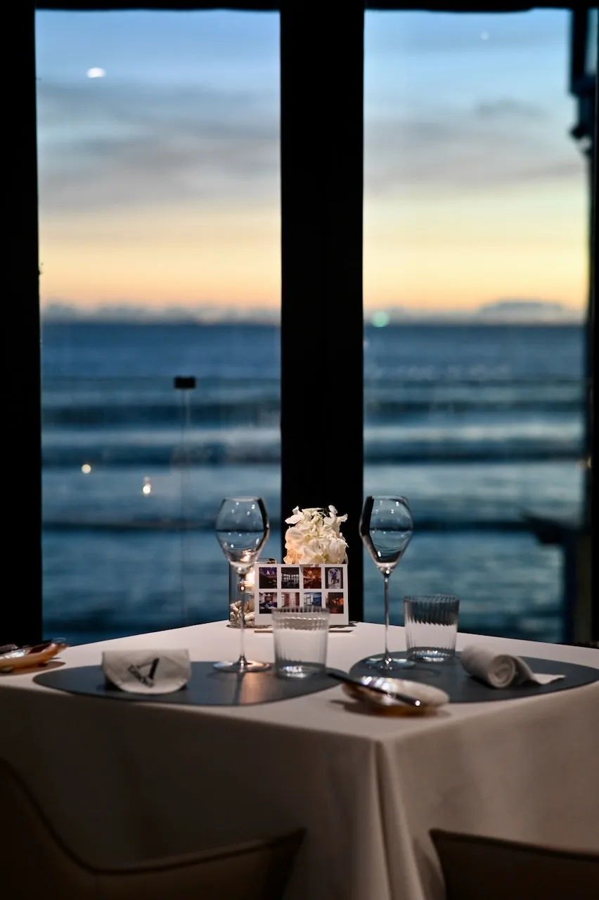 L'Arôme by the Sea — atmosphere