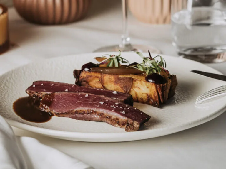 Kaviareň Slávia — food