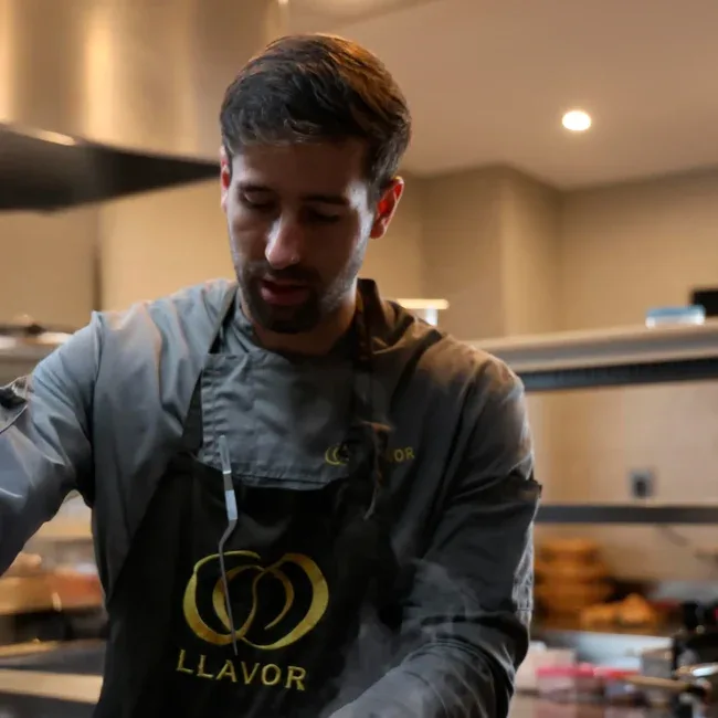 Llavor — kitchen