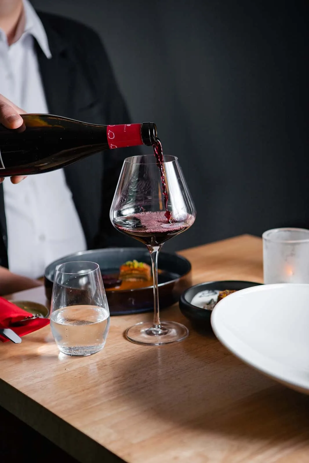 Der Weinlobbyist - Restaurant &amp; Weinbar — kitchen