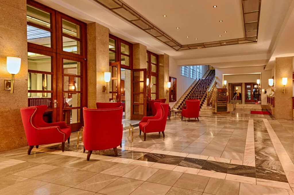 Opera Restaurant &amp; Lounge — photo 22