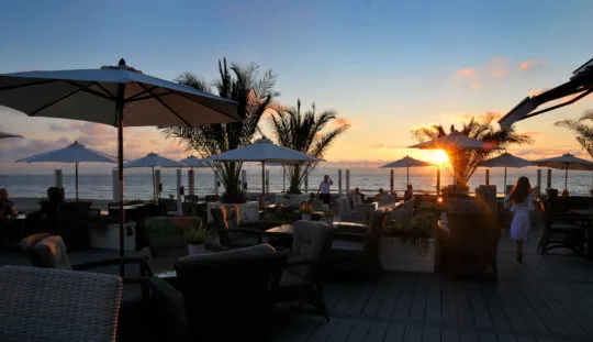 Breakers Beach House — atmosphere