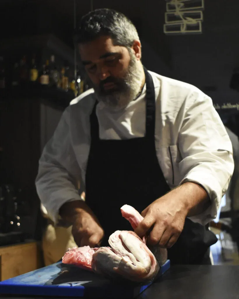 Zarate — kitchen