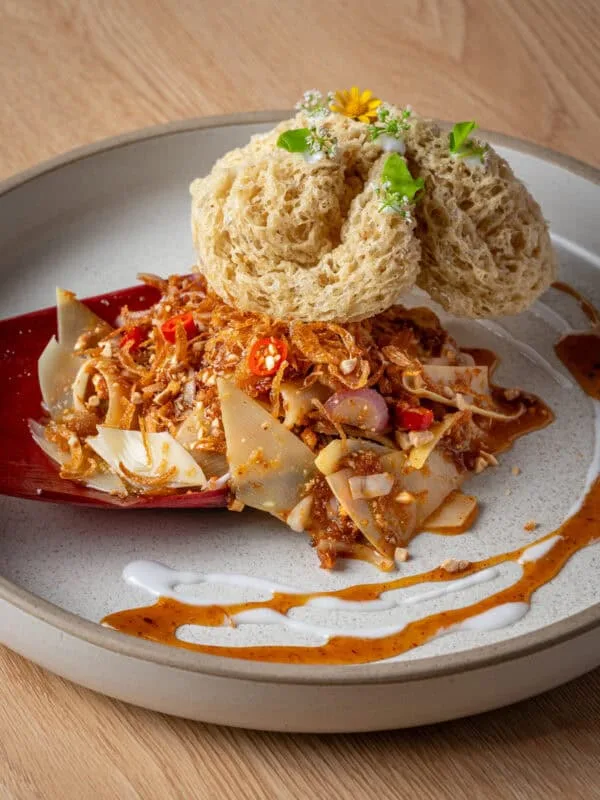 Khum Hom — food
