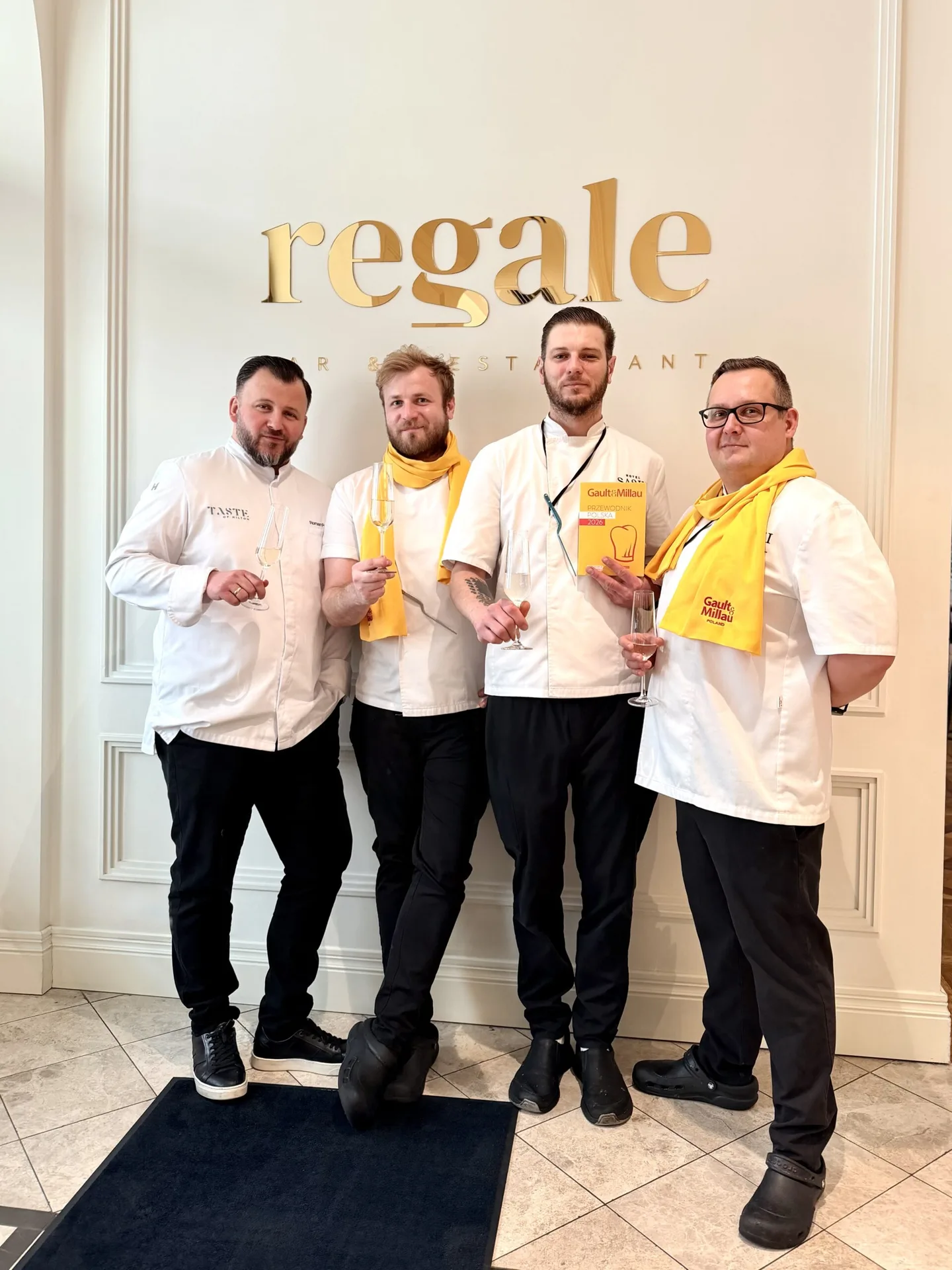 Regale Bar & Restaurant — photo 44