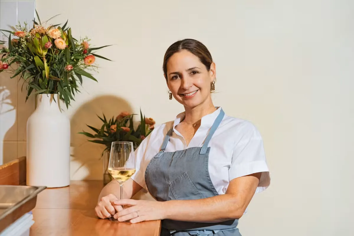 Birdie's — kitchen