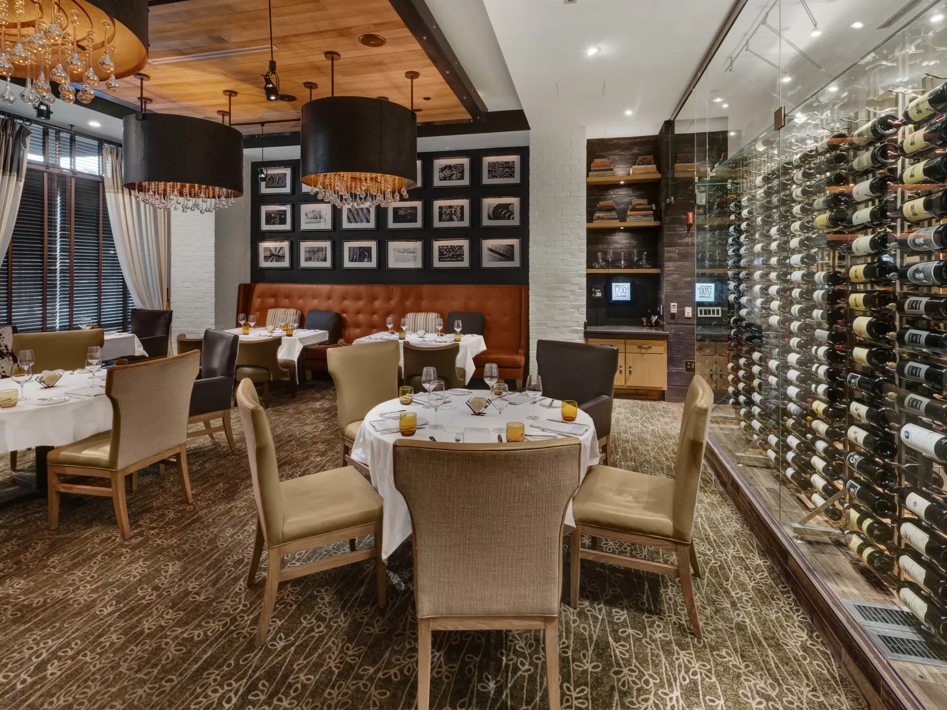 1700° Steakhouse — photo 16