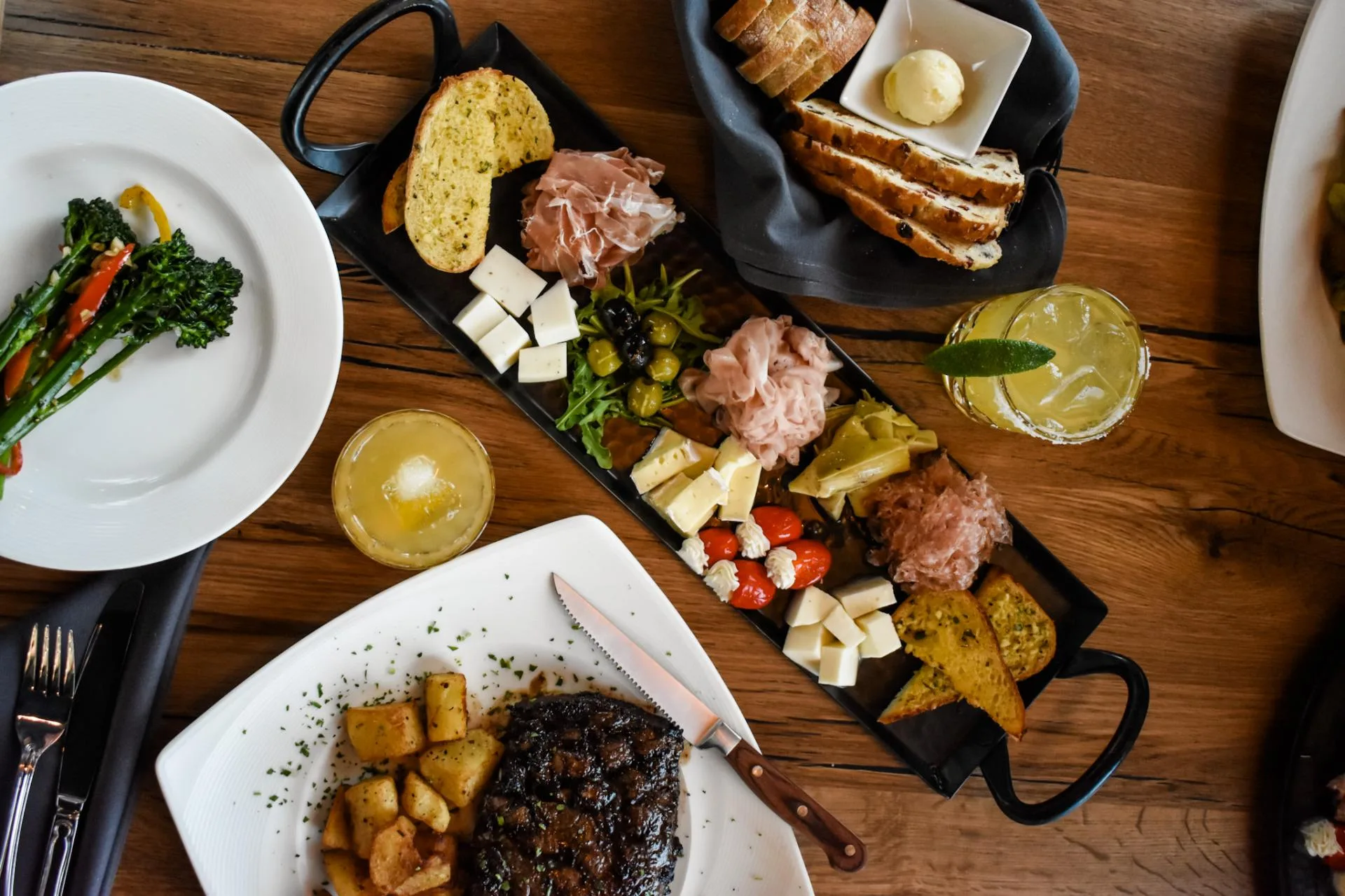 Rena's Italian Fishery and Grill — photo 10