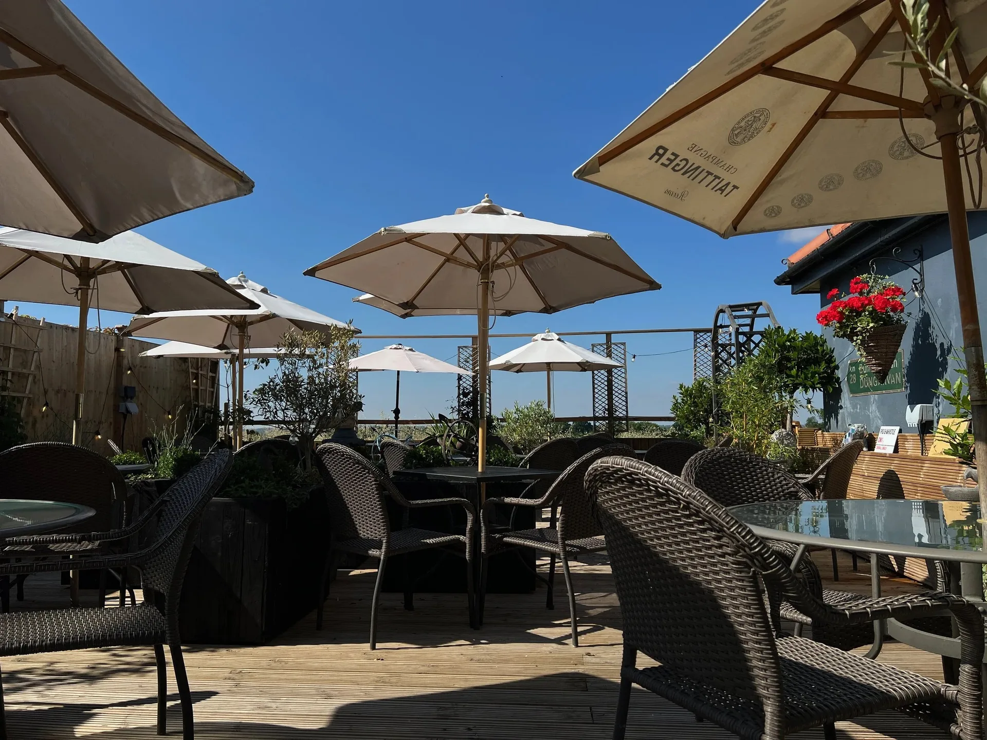Pig & Whistle Restaurant — photo 87