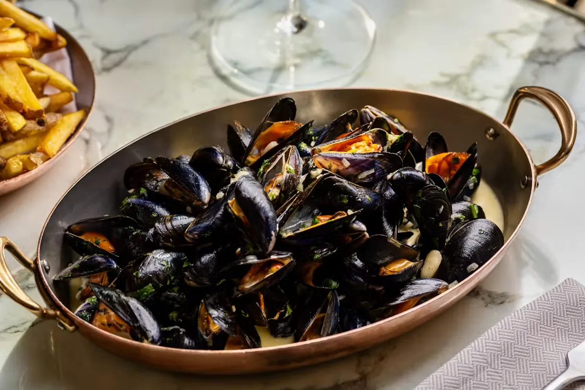 Kollázs Brasserie & Bar — food