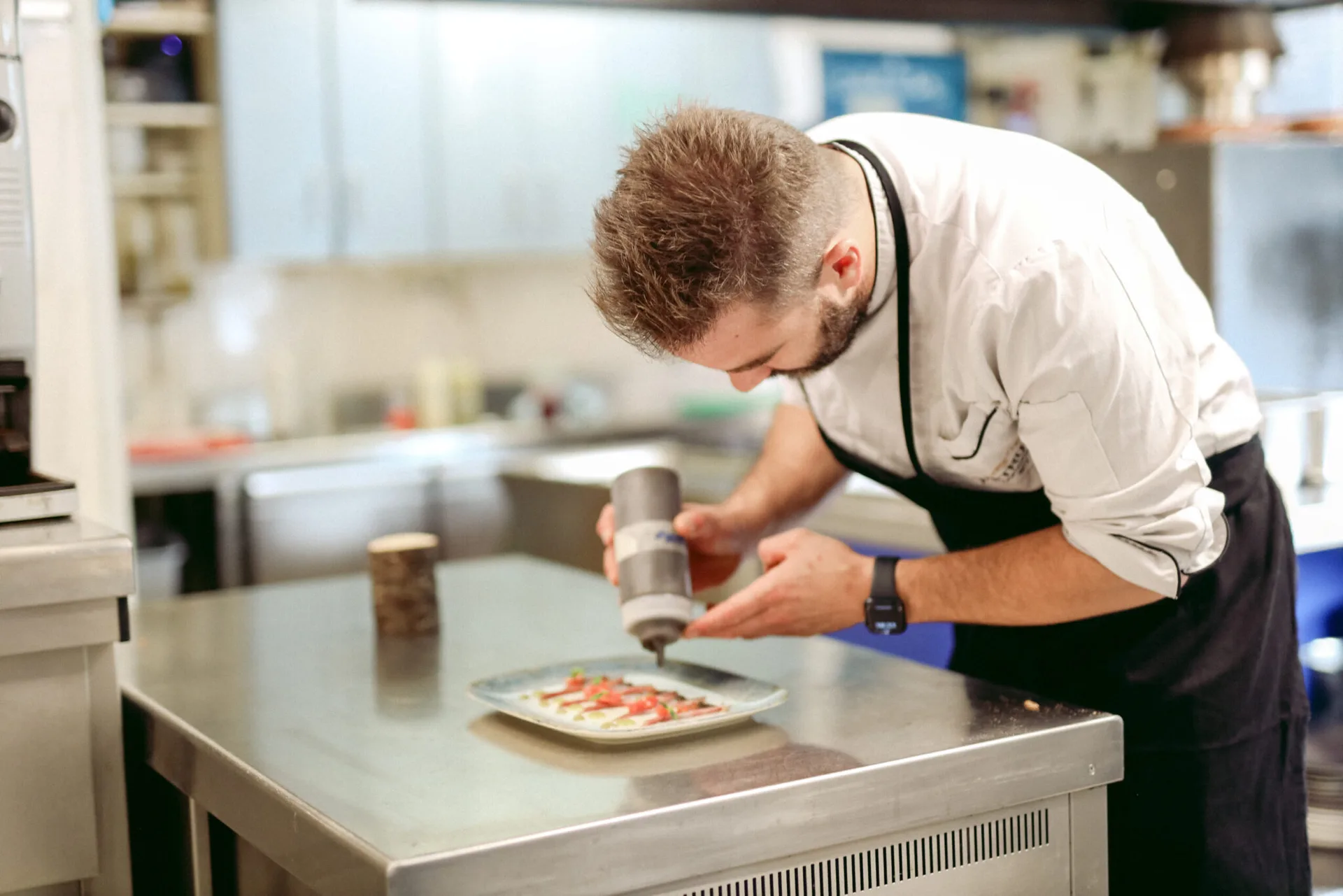 Cambium Pirineos — kitchen