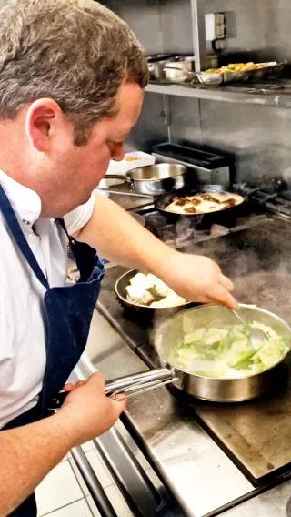 Le Restaurant des Isles — kitchen