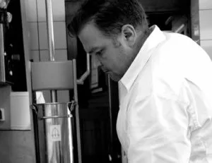 Au Bon Pichet — kitchen