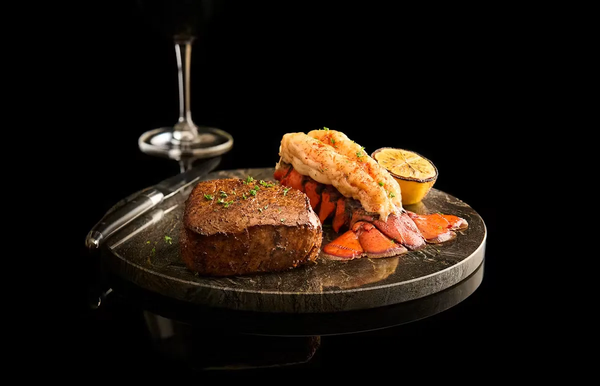 Morton's, The Steakhouse — photo 7