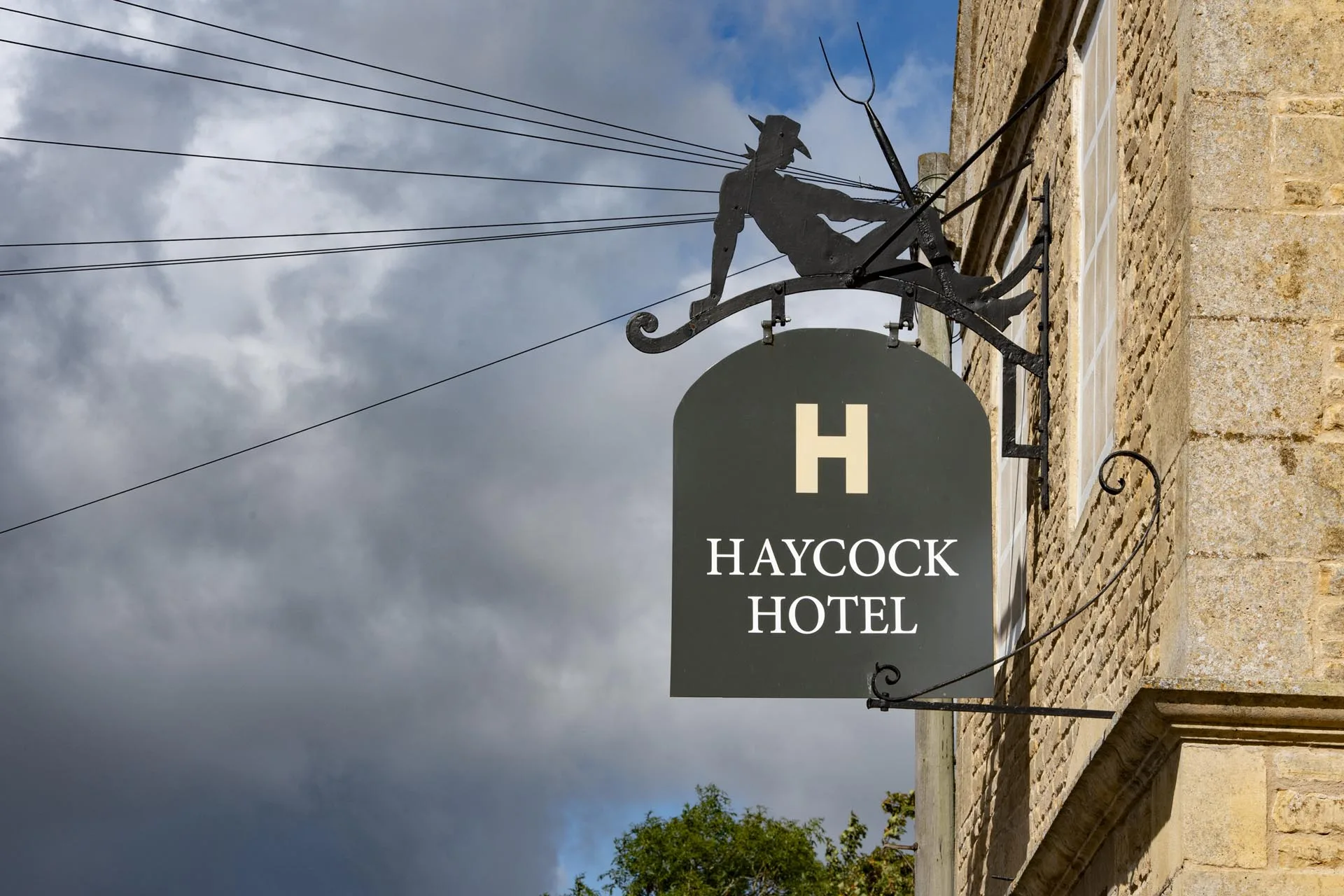 Haycock Kitchen — photo 32