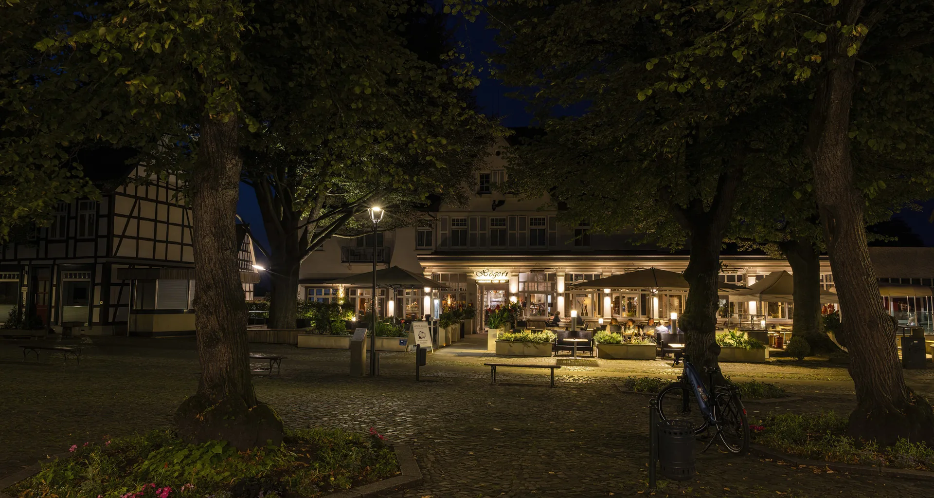 Höger’s Restaurant — photo 41