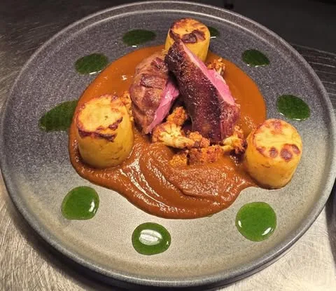 The Three Tuns — food