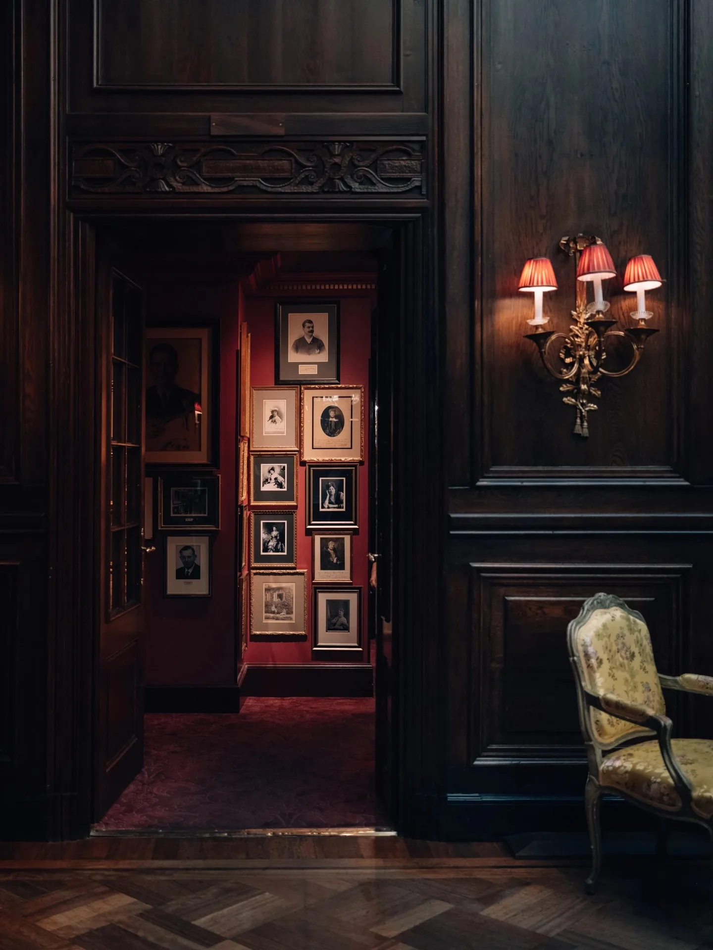 Sacher – Restaurant „Rote Bar“ — photo 44