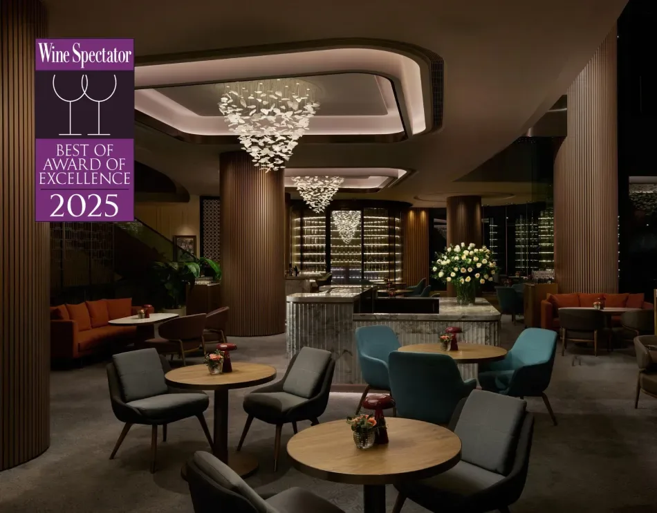 The Lounge — photo 4