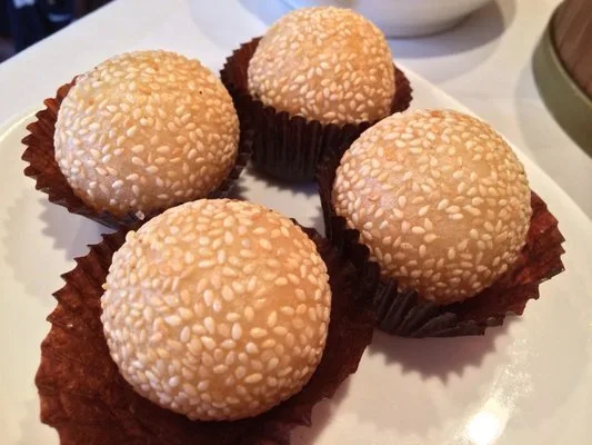 HK Lounge Bistro — photo 22