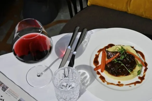 CARTE BLANCHE — food