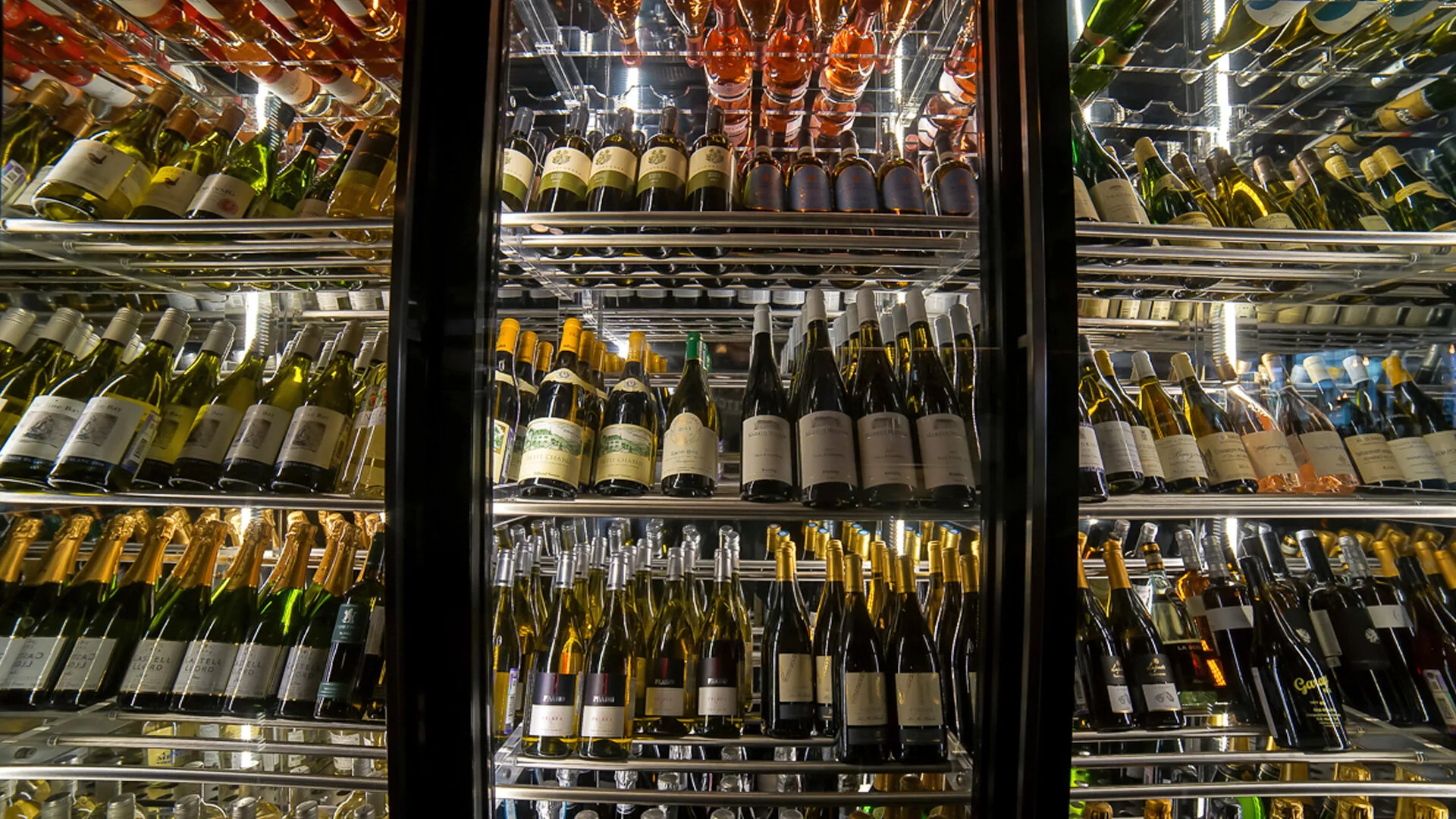 Magnum Wine Bar — photo 66