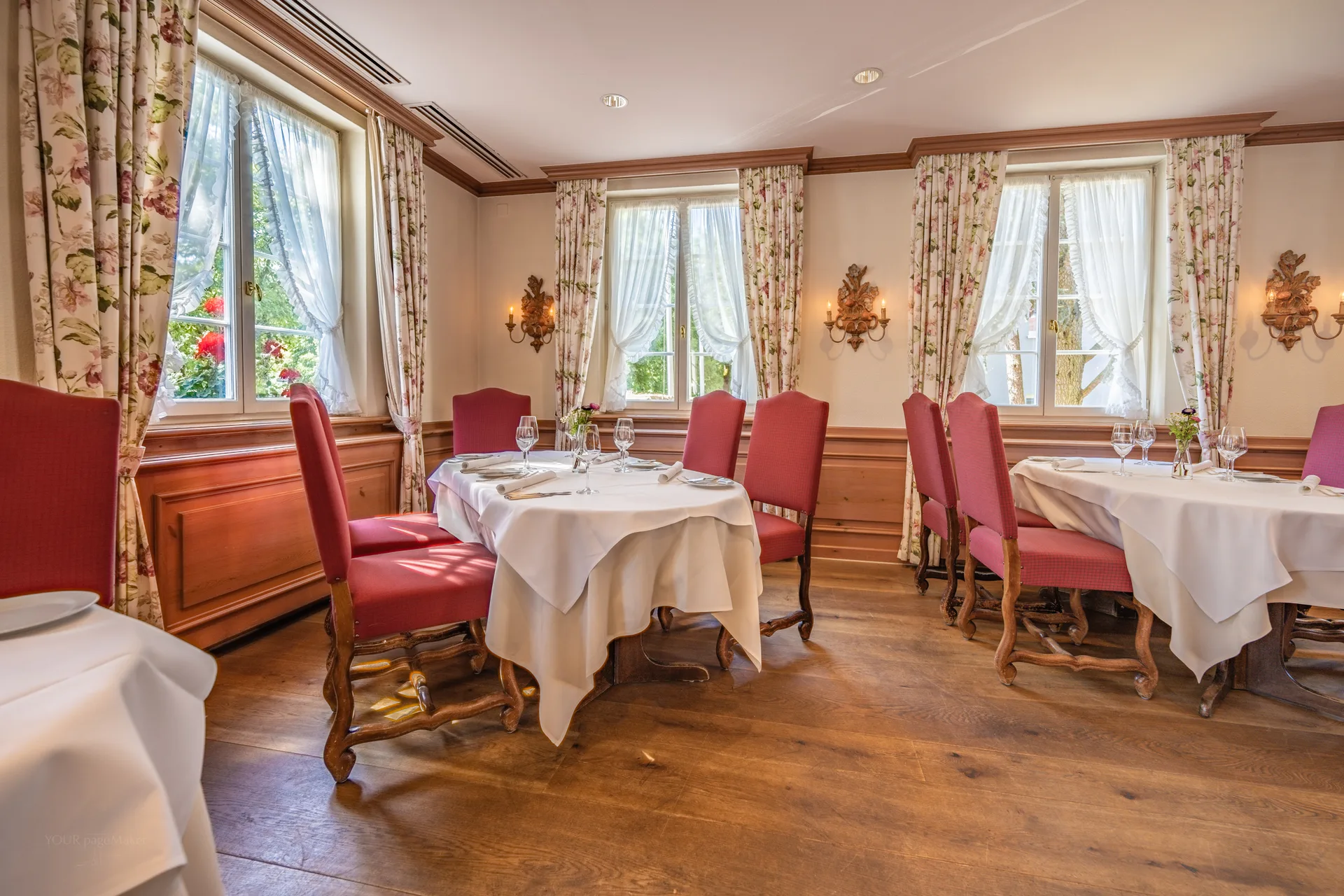 Landhotel Hirsch Bebenhausen — atmosphere