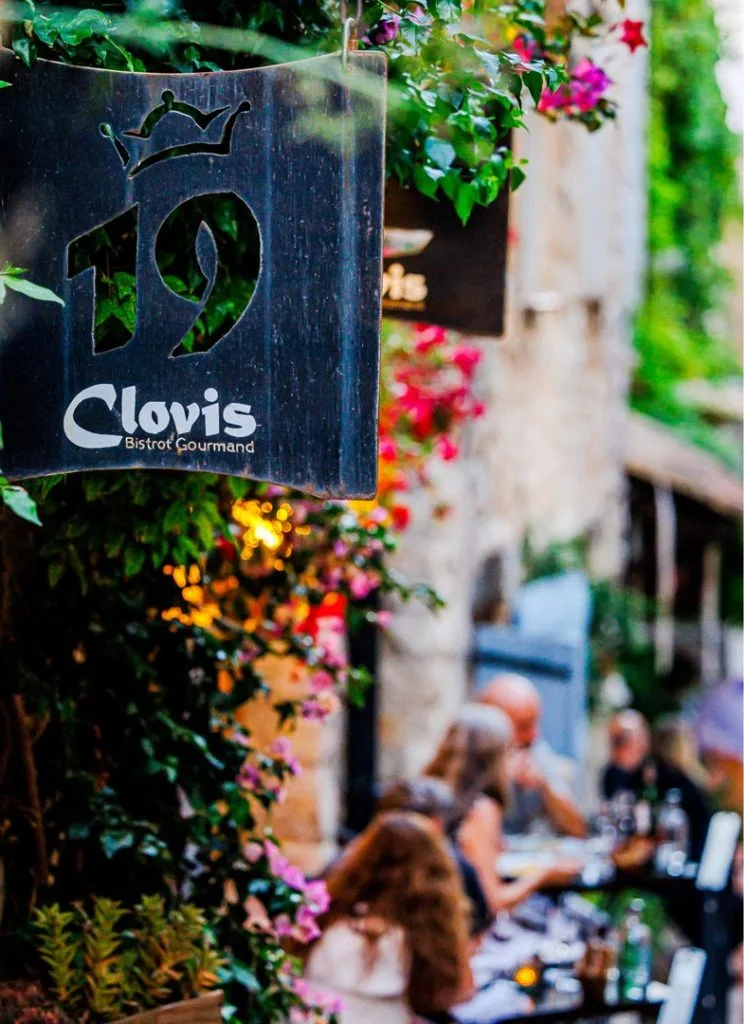 Clovis — photo 22