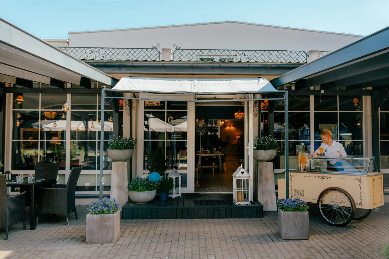 Restauracja Oranżeria — photo 15