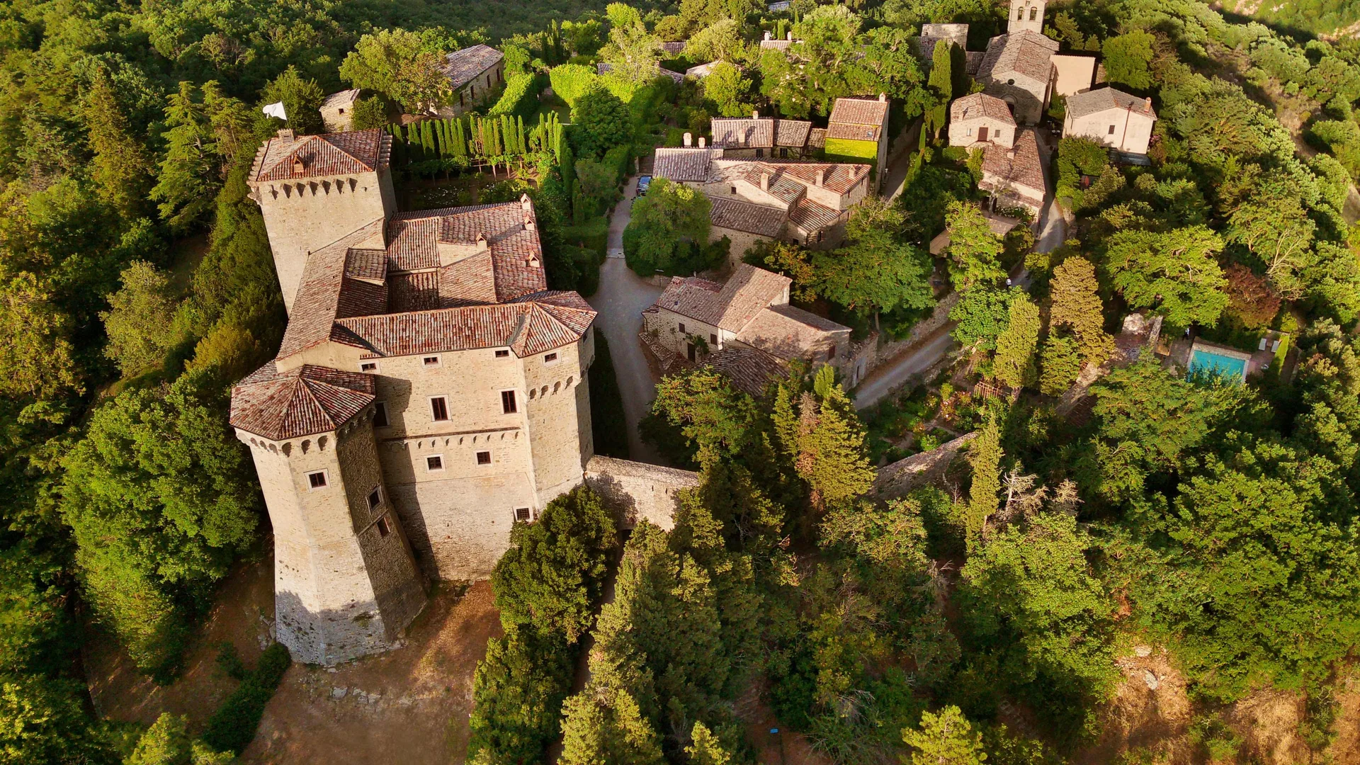 Castello di Fighine — atmosphere