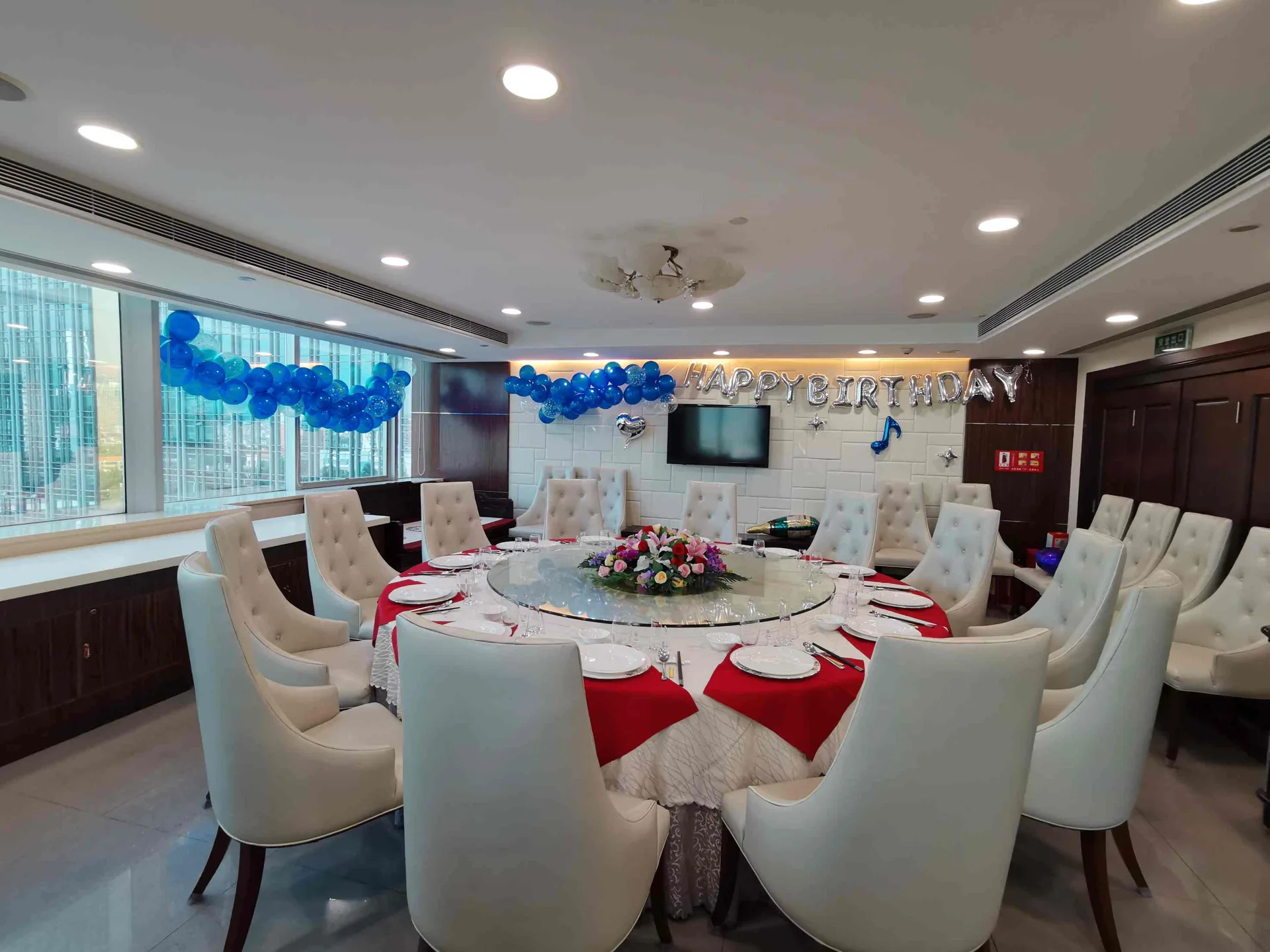 Famous Cuisine (Tianhe North Road) — atmosphere