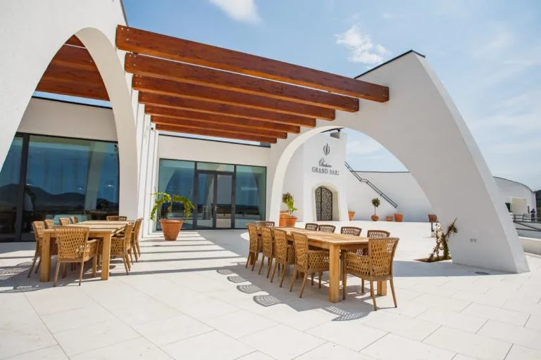Chateau GRAND BARI, Sátoraljaújhely