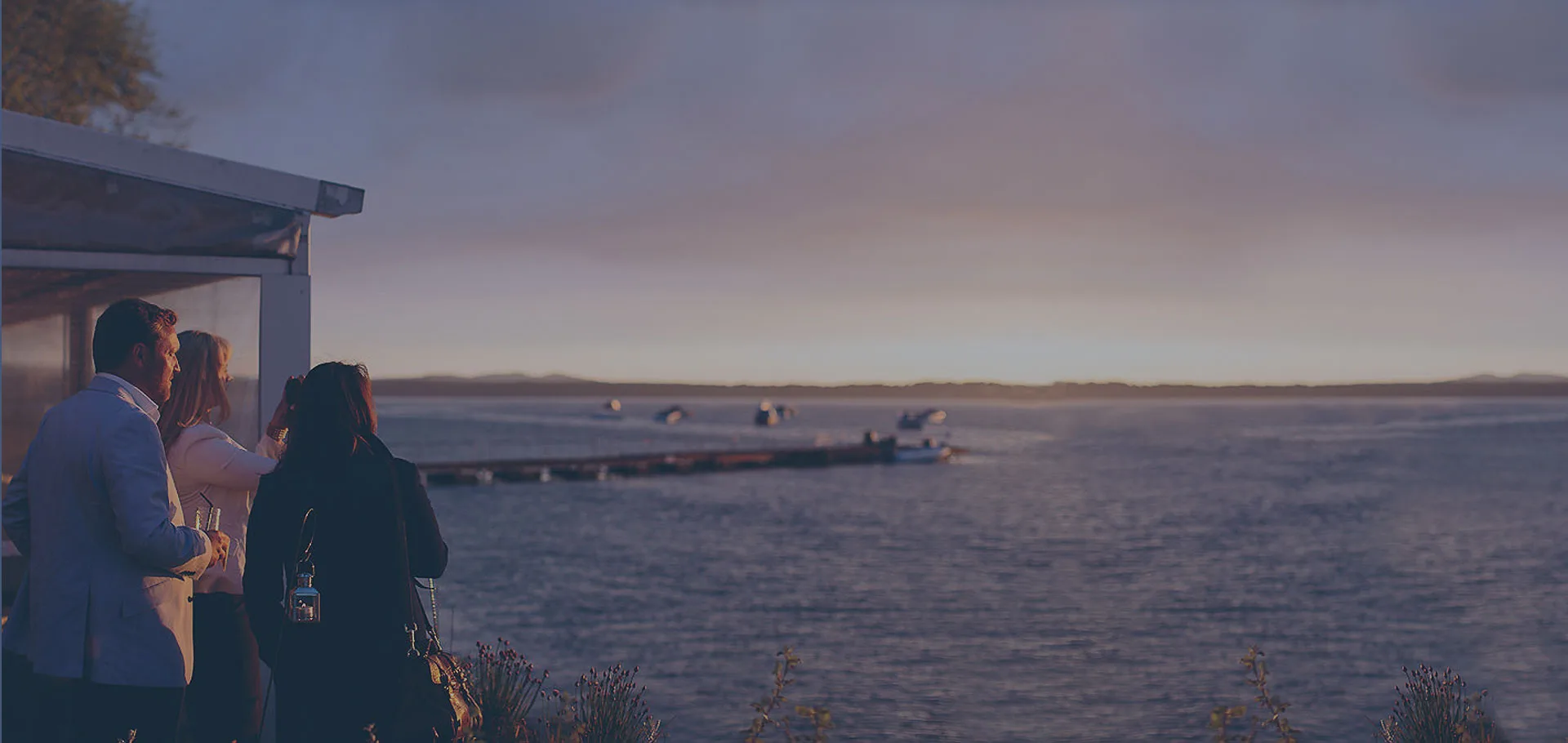 Shell Bay — atmosphere