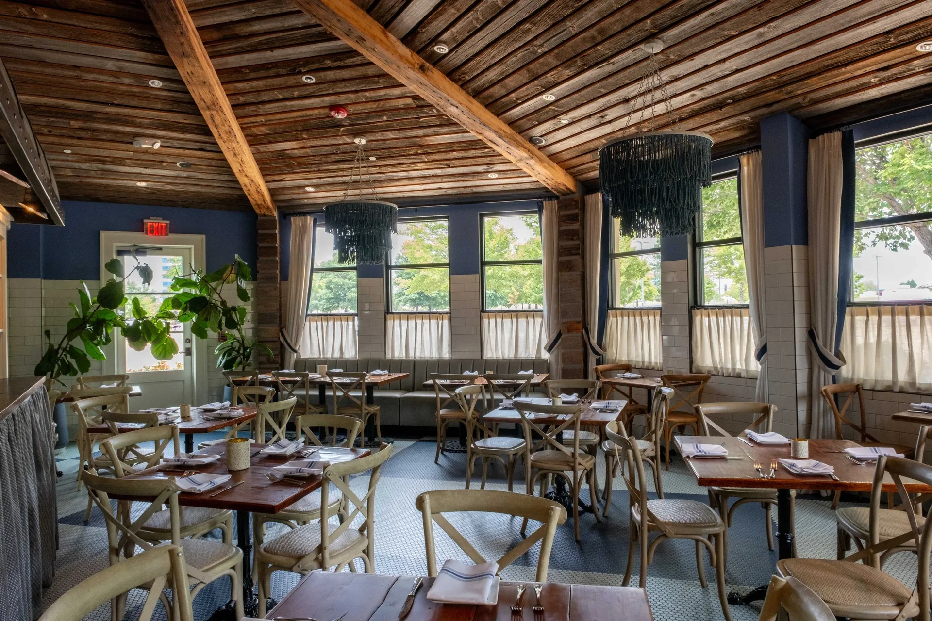 Caet [Seafood I Oysterette] — photo 21