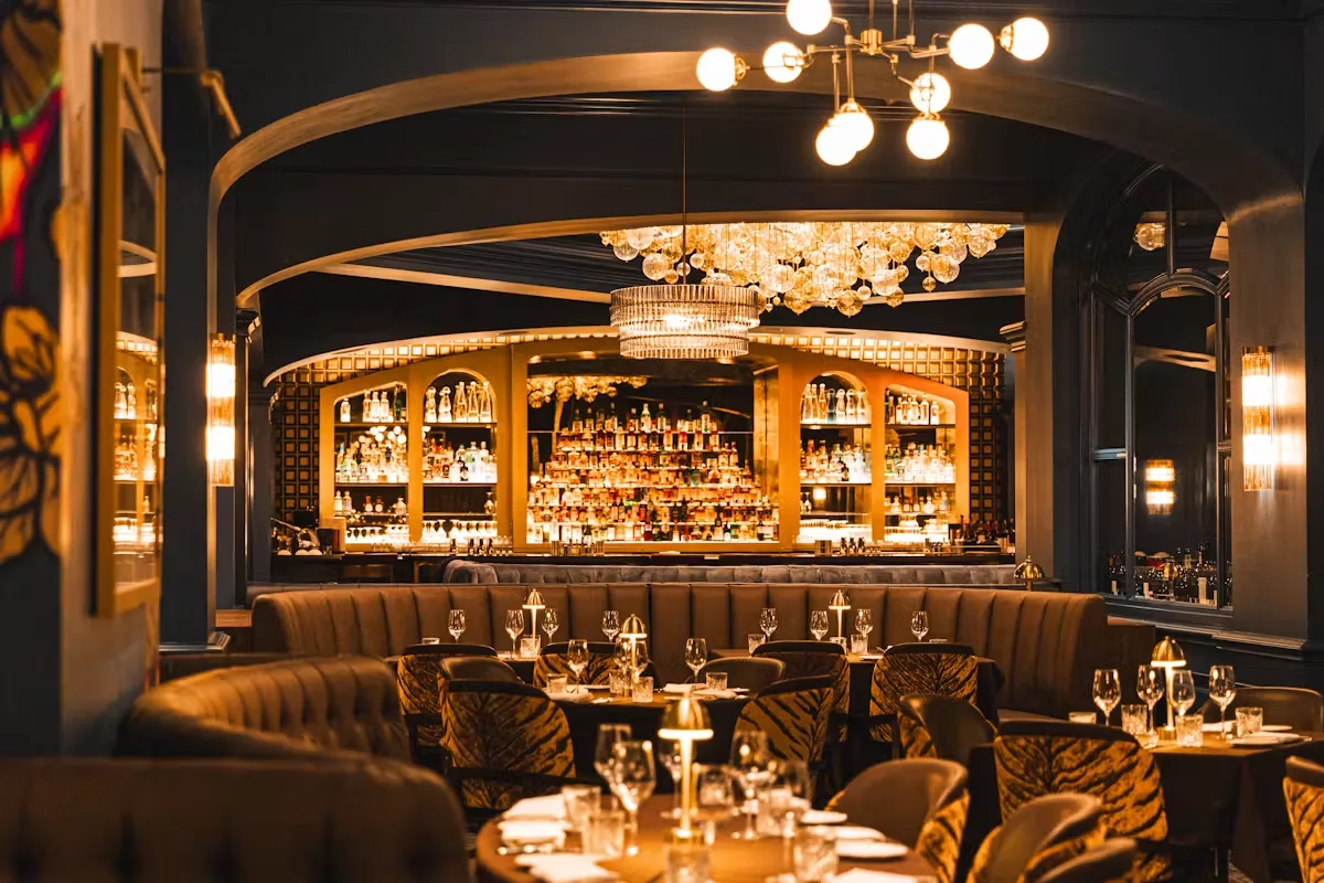 Bourbon Steak — atmosphere