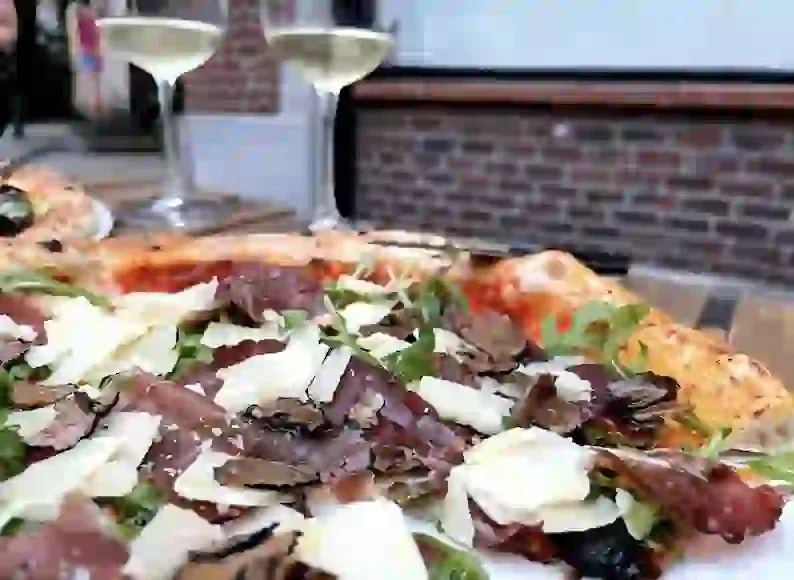 Pizza Vino — kitchen