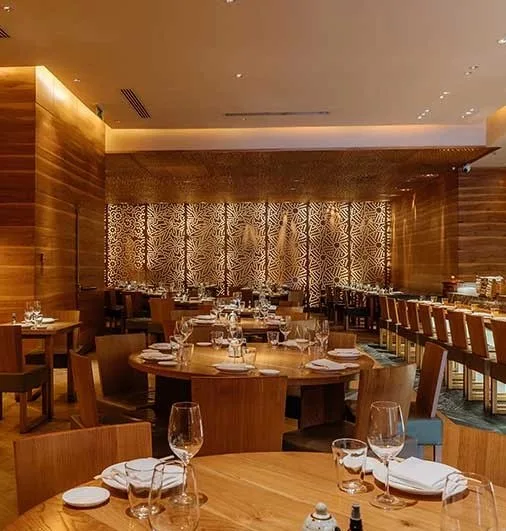 Roka Mayfair — atmosphere